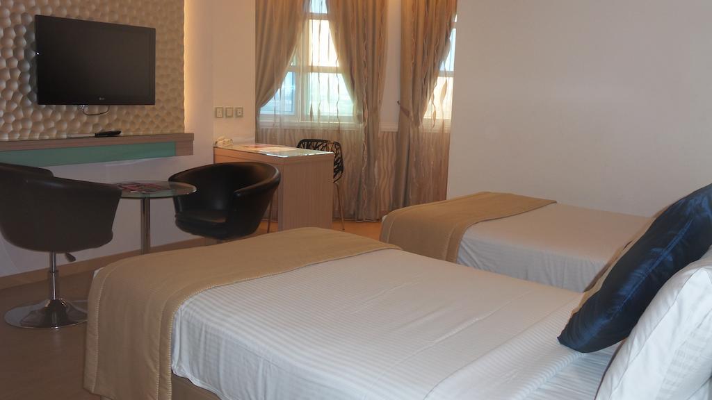 Holiday Place Куала Лумпур Екстериор снимка